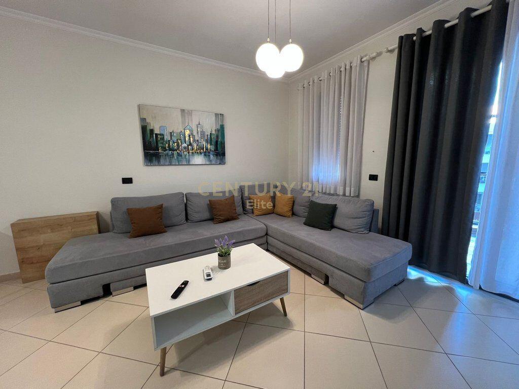 Qira, Apartament 1+1+Post Parkimi, Rruga e kosovareve