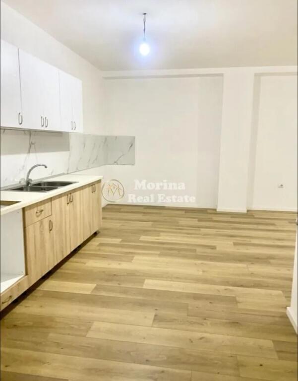 Appartamento 1+1, 5 Maggio, 500 euro/mese