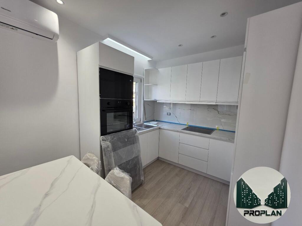 APPARTAMENTO 2+1+PARCHEGGIO IN AFFITTO IN VIA KAVAJA