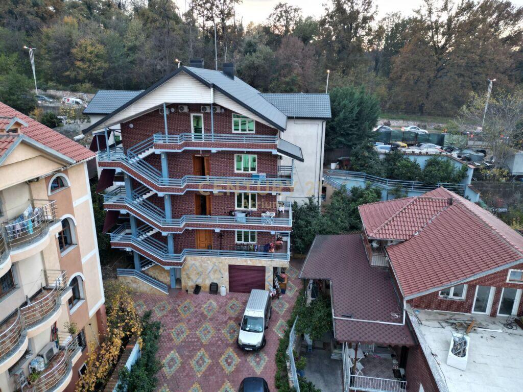 GODINE 5 KATESHE PER HOTEL OSE AIRBNB TE RRUGA ELBASANIT !!! 11,000 € /Muaj