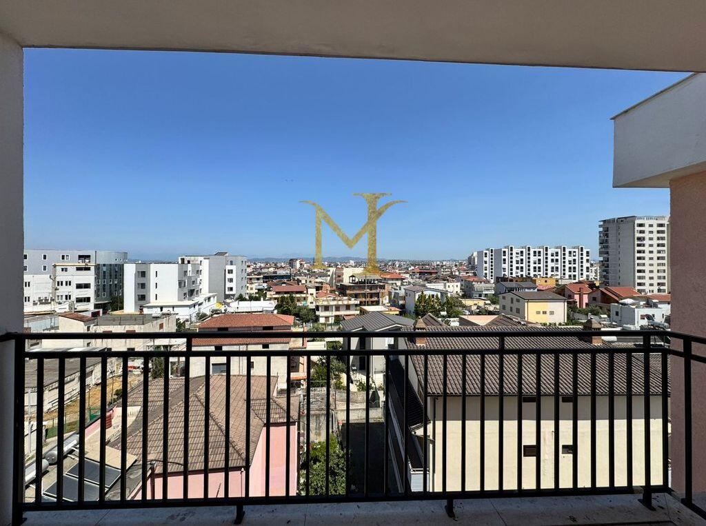 Jepet me qira apartament 2+1 – Tregu Industrial, Durrës