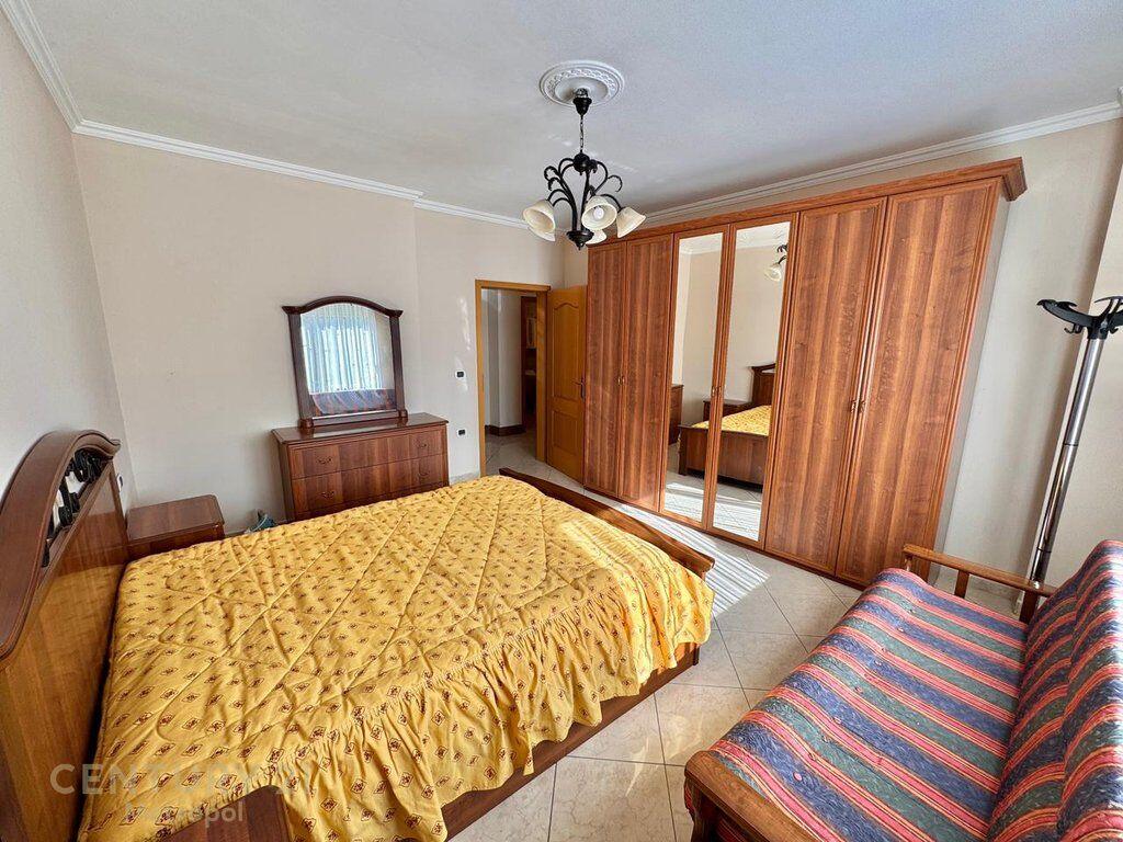 APARTAMENT 2+1+2 ME QERA NE BLLOK!