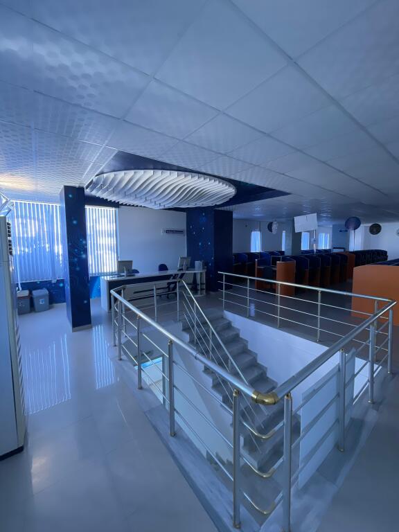 🔹 Jepet me qira ambient biznesi i dedikuar për CALL CENTER ☎️💻