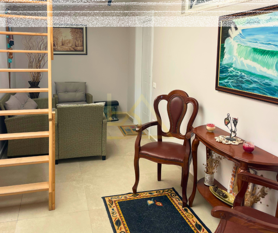 Jepet me Qira Duplex – Durrës, Plazh 13