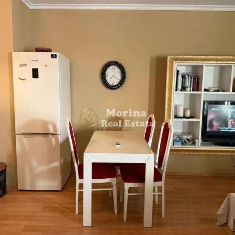 Qera, Apartament 1+1,Yzberisht, 450 euro/muaj.