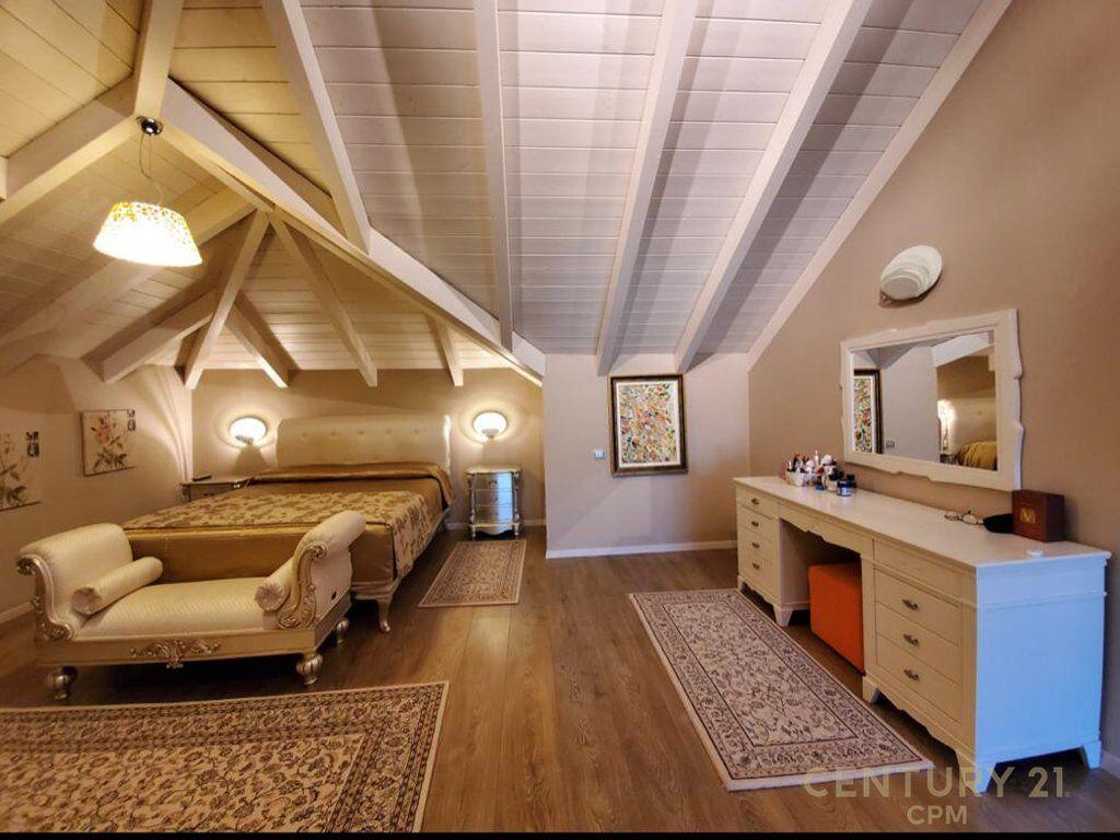 Vila Moderne 4-Katëshe, 6 dhoma në Shitje në Rezidencën Akacia Hills 1, Mjull-Bathore 975,000 €