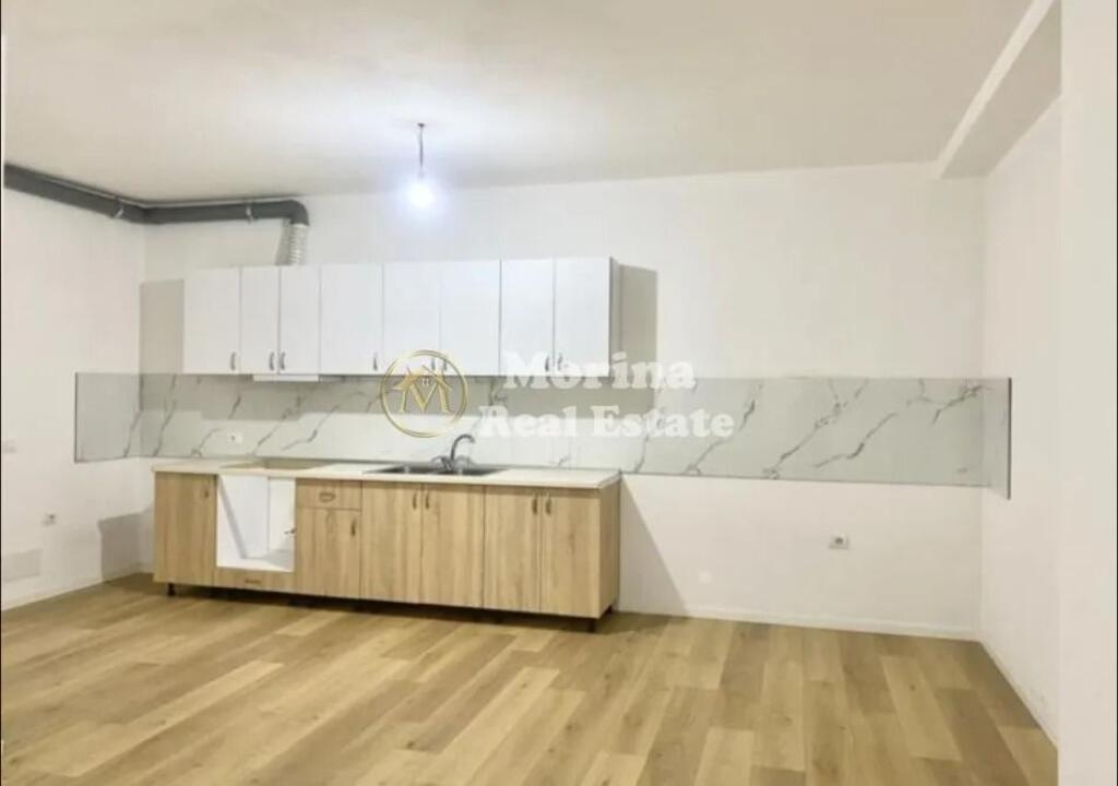 Appartamento 1+1, 5 Maggio, 500 euro/mese