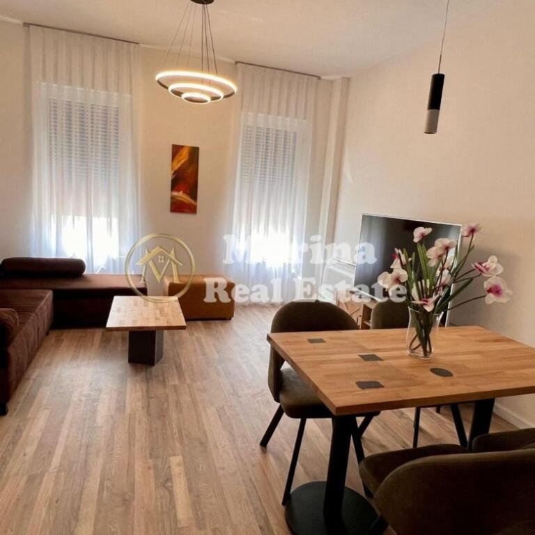 Affitto, Appartamento 2+1+2 + Veranda, Jordan Misja, 800 euro/mese