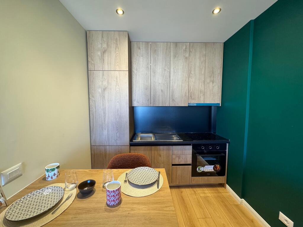 Shitet Apartament 2+1