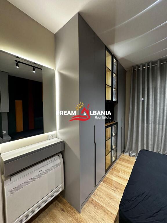 Jepet me qera apartament luksoz 2+1+Post parkimi tek Kodra e Diellit (ID 42215042)