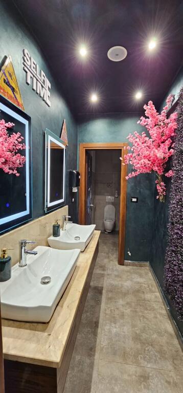 🏪 Commercial space for sale Local 130 m² Currently rented, ready for work, near the Train Station!