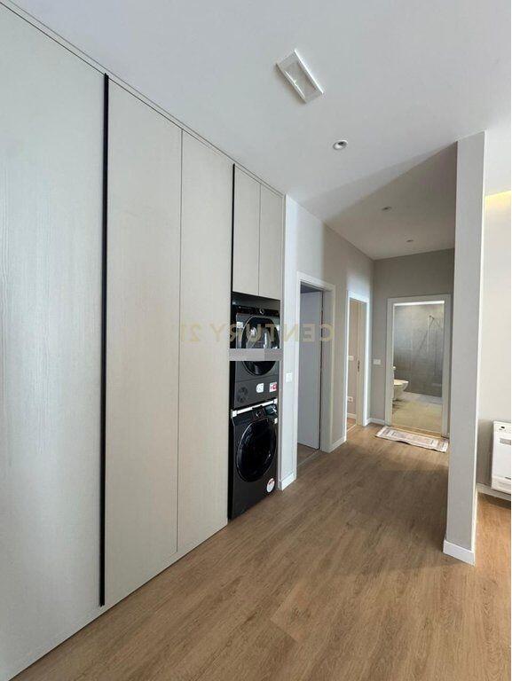 JEPET ME QIRA APARTAMENT 3+1+2 + POST PARKIMI LIQENI I THATE