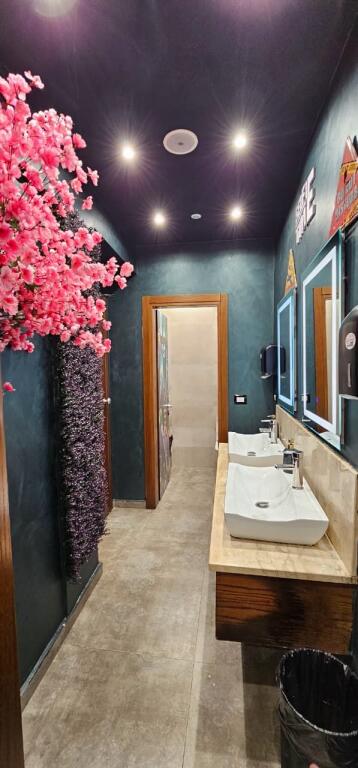 🏪 Commercial space for sale Local 130 m² Currently rented, ready for work, near the Train Station!