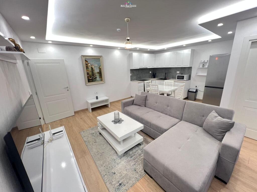 Apartament Me Qera 2+1 Tek Rruga e Barrikadave (ID B221367) Tirane