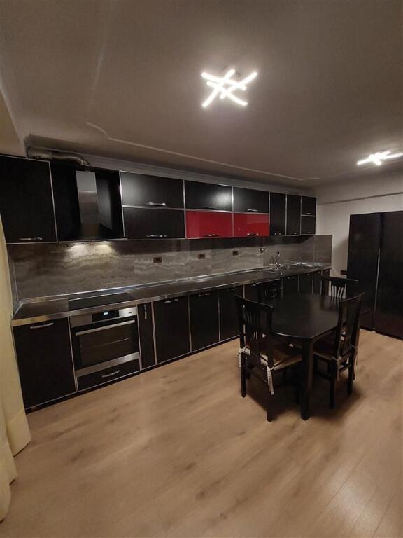 2+1 apartment for sale – Myslym Shyri Street!