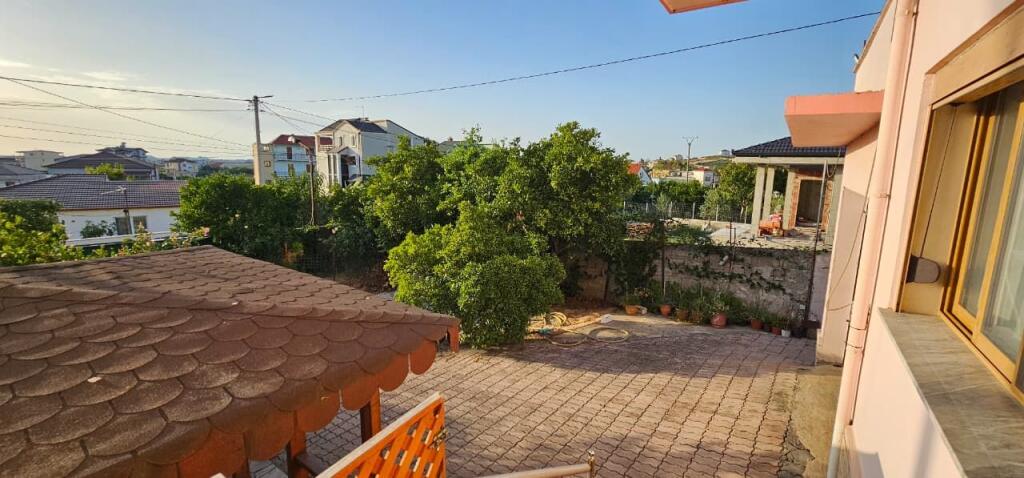 🏡 3-STOREY VILLA FOR SALE IN SHENAVLASH – Golden Opportunity for Investment or Family Home!