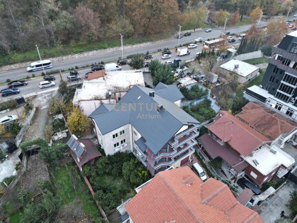 GODINE 5 KATESHE PER HOTEL OSE AIRBNB TE RRUGA ELBASANIT !!! 11,000 € /Muaj