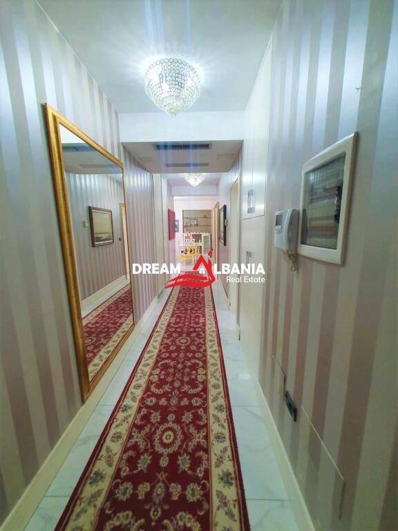 Apartment for rent 3+1+ Garage in Bllok at Nobis Complex in Tirana ( ID 4231338)