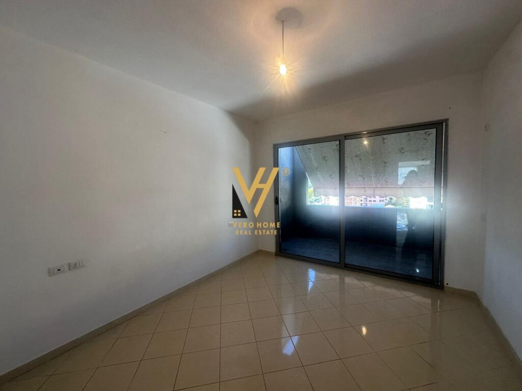 APPARTAMENTO 2+1+VERANDA IN AFFITTO A ASTIR 40.000 LEKE