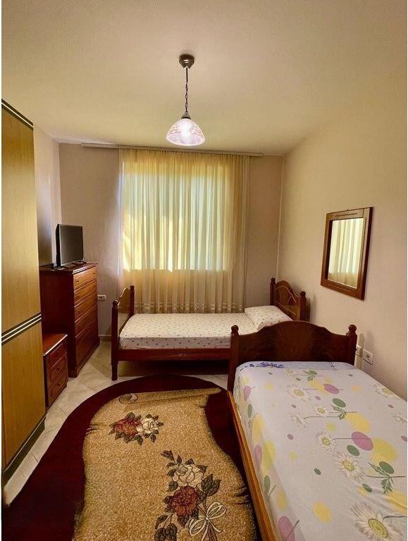 Appartamento 2+1 con 2 balconi in affitto – Ex Campo di Aviazione, vicino al Palazzo della Telebingo! 600 € /Mese