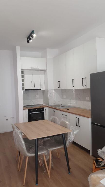 Apartament me qera 1+1 Rezidenca Kadiu