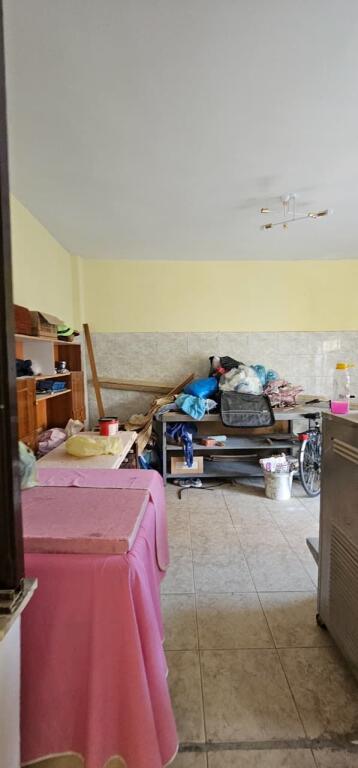 AMBIENT BIZNESI PER DYQANE ZYRA BARE RESTORANTE