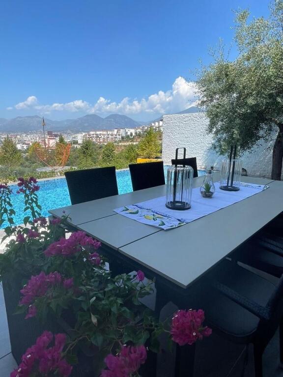 Super Dupleks 3+1+2+pishine ne shitje tek Residenza Kodra e Diellit (ID 4151148).