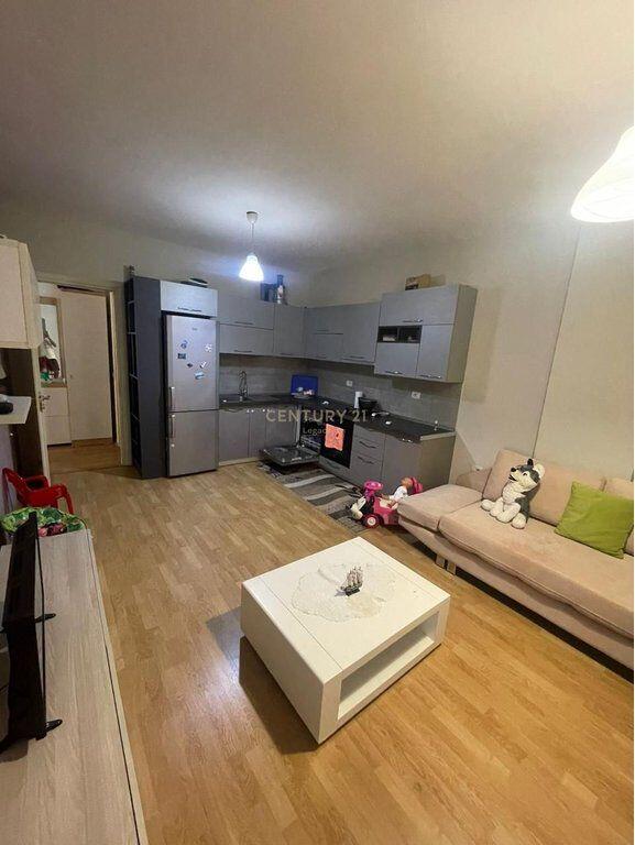 Shitet apartament 2+1 ne fresk afer Ramazan Gaxherri ! 130,000 €