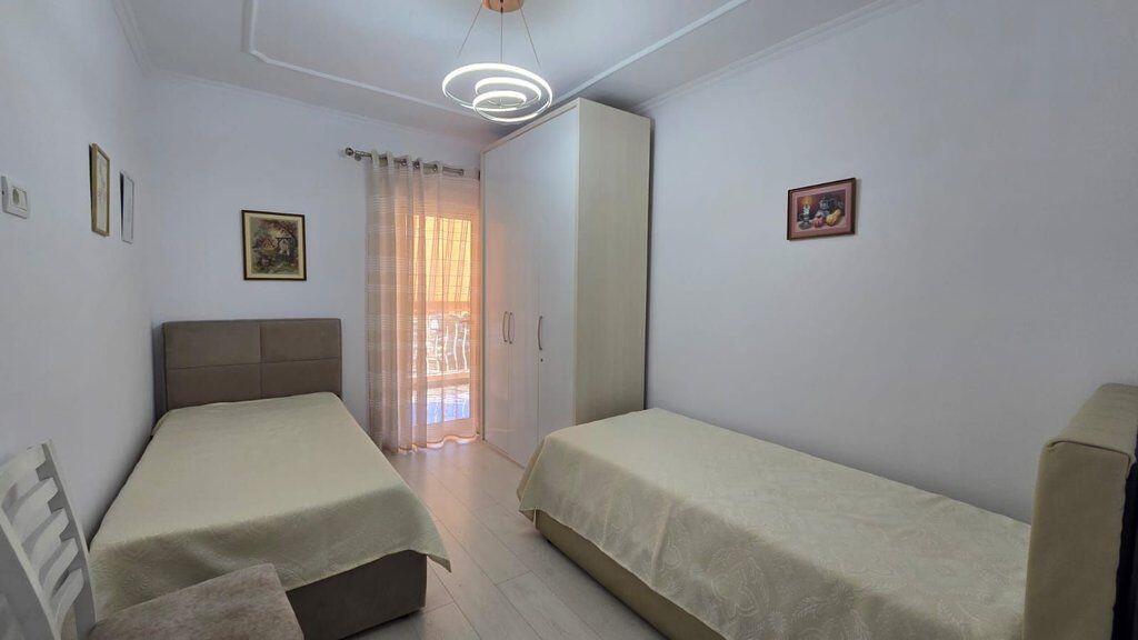 AFFITTO – APPARTAMENTO 2+1+2 COMODO VICINO A SELVIA, TIRANA