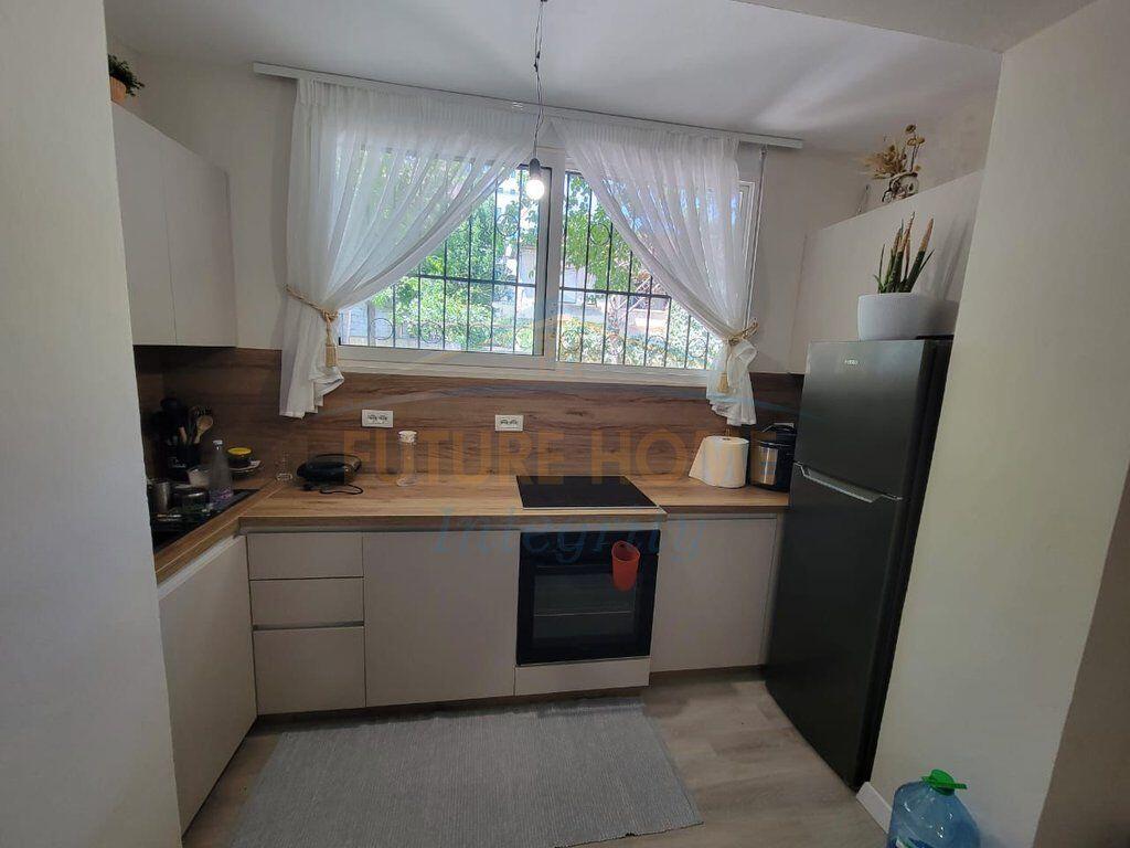 SHITET APARTAMENT 1+1 , PAZARI I RI , TEFTA TASHKO