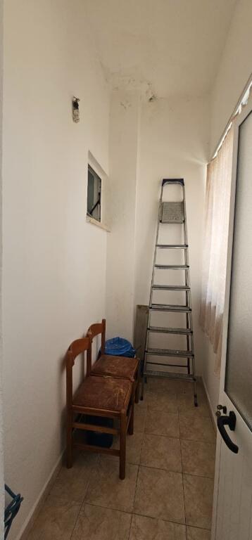 APARTAMENT 2+1+2 ME QERA PRAN MARKATES FRUTA PERIME DURRES