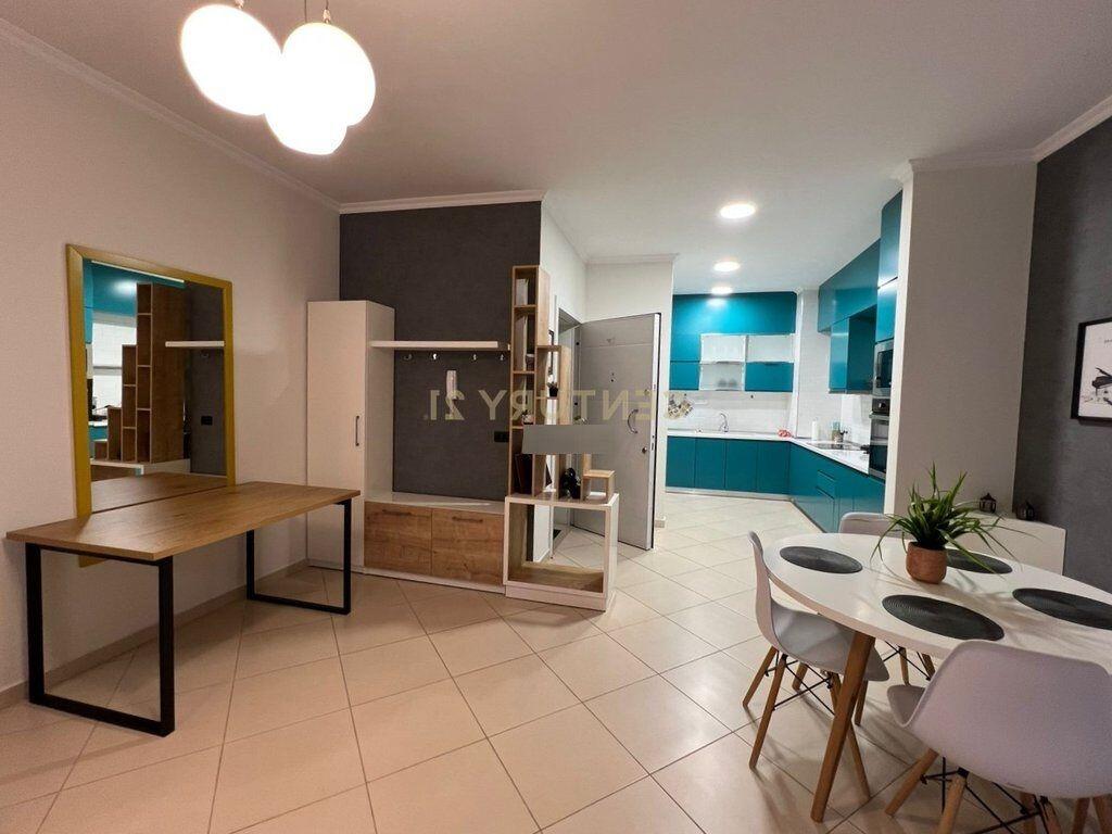 Apartament 1+1+Post Parkimi, Rruga e kosovareve