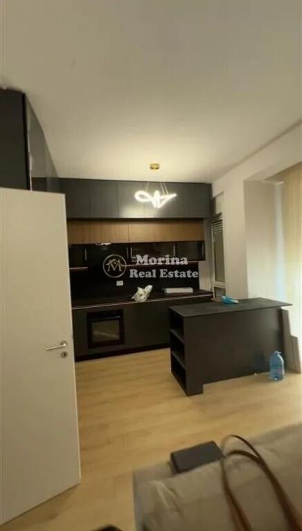 Affitto, Villa Privata 3+4+Parcheggio, Senatoriumi , 1500 euro/mese