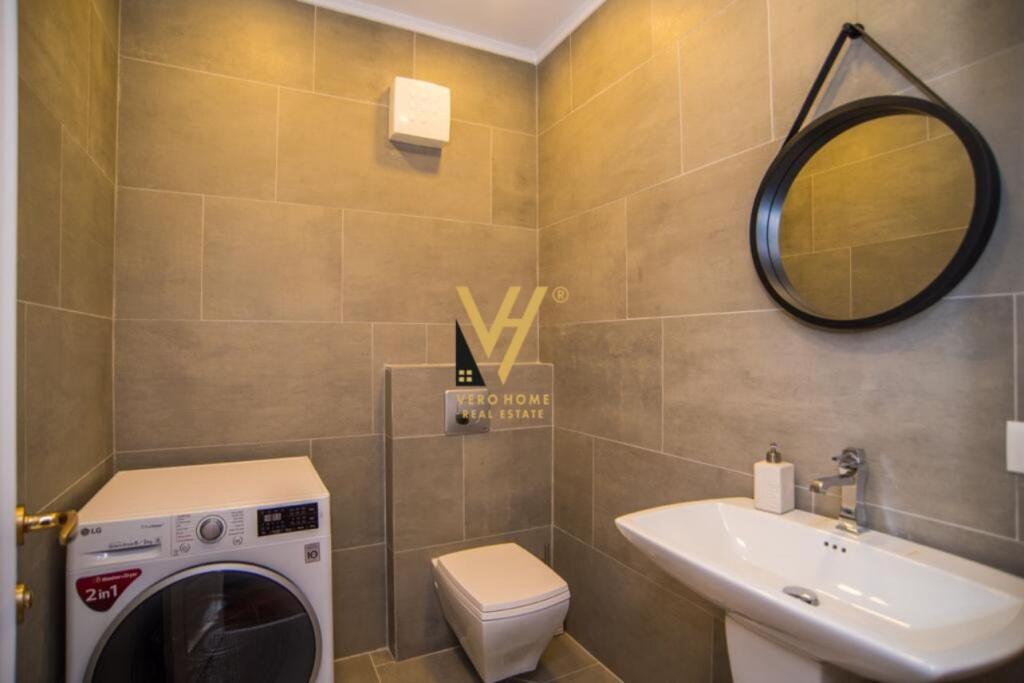 VENDESI APPARTAMENTO 3+1+3+BLK A BLLOK 467.000 EURO