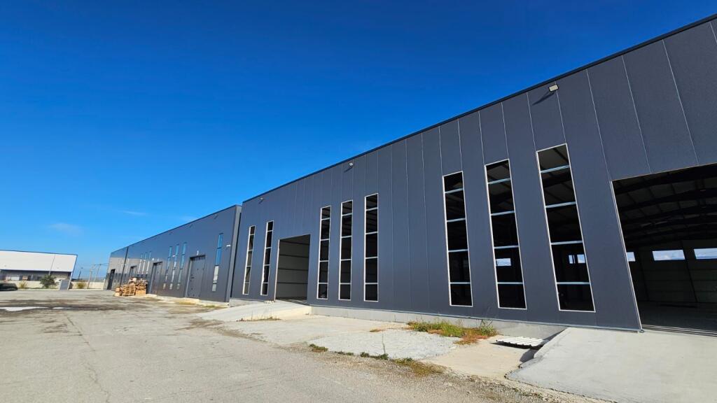 Unfinished Warehouses for Rent Located about 200m from ShenVlash street