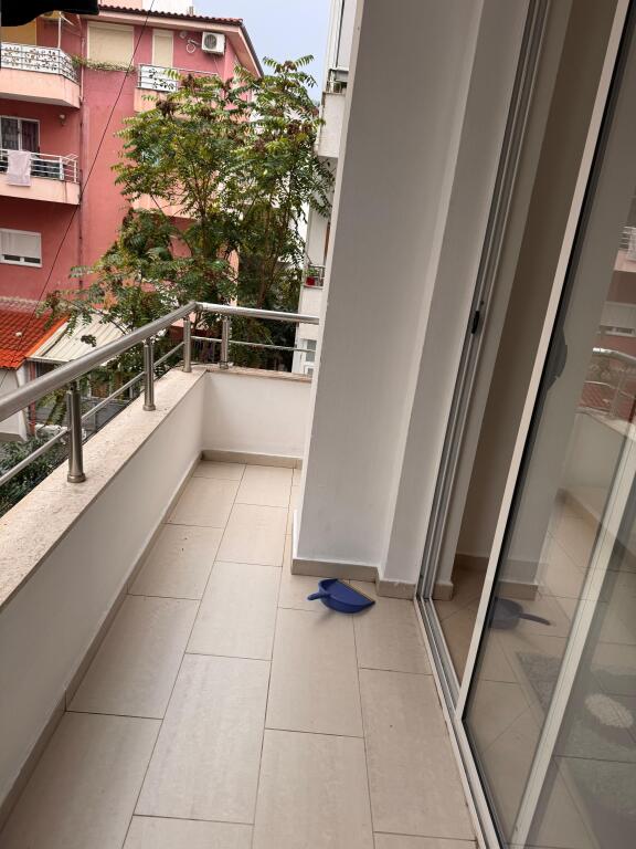 For rent 1+1 kodra diellit furnished elevator 449 eu