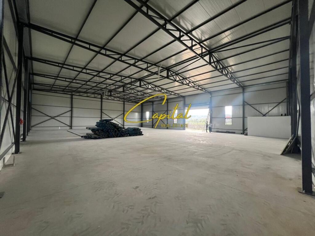 MAGAZZINO IN AFFITTO 600 M2 STRADA DI RINAS 3.200 EURO