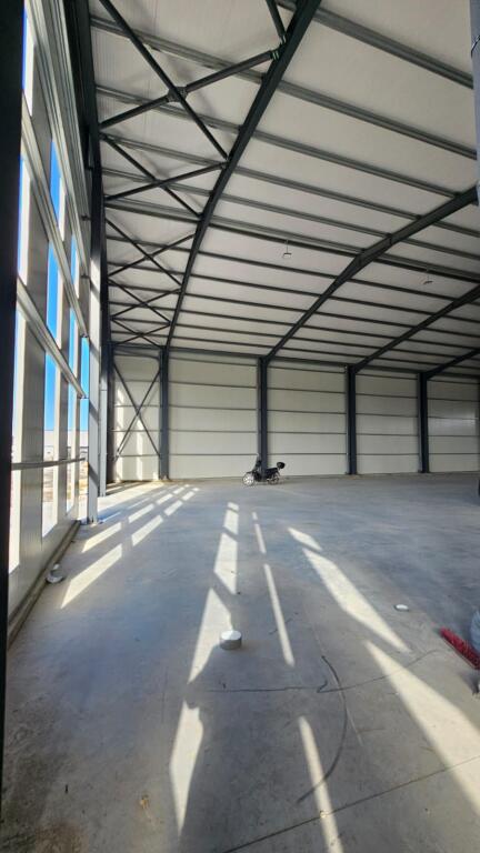 Unfinished Warehouses for Rent Located about 200m from ShenVlash street