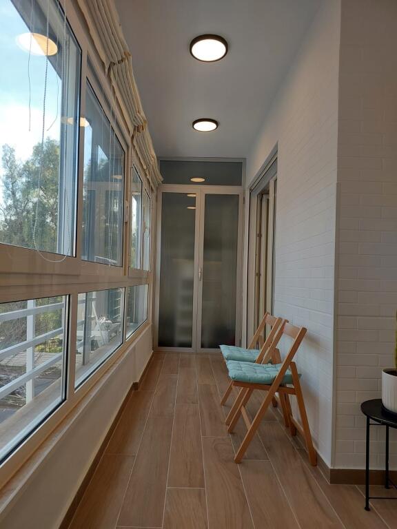 Jepet me qera apartament 2+1, 1 banjo, 1 ballkon te rruga e Elbasanit