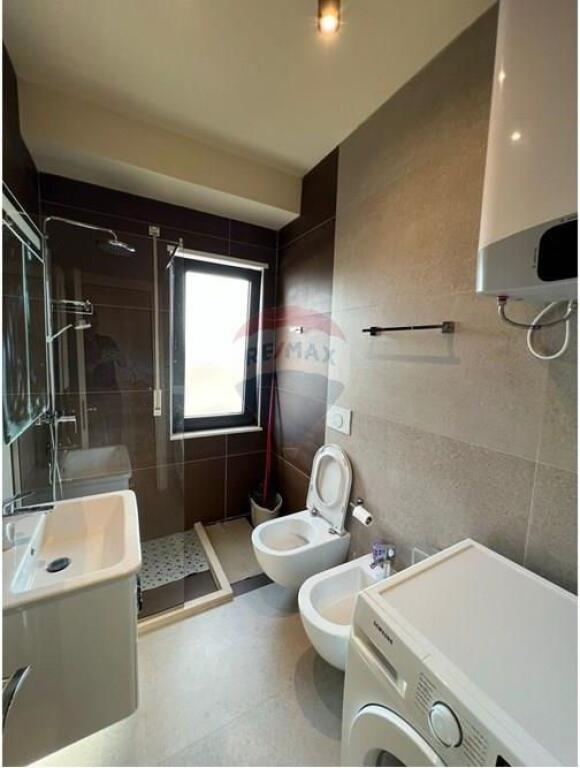 Super apartament 1+1+post parkimi ne Blv Zogu I