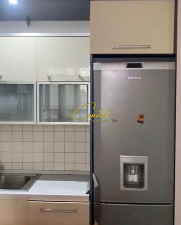 APARTAMENT ME QERA 3+1+2 PAZARI I RI 100.000 LEKE