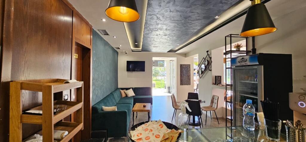 🏪 Commercial space for sale Local 130 m² Currently rented, ready for work, near the Train Station!