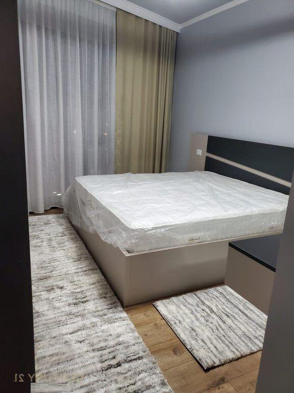 OFROJME APARTAMENT 2+1 ME POST PARKIMI PER QIRA TEK LIQENI I THATE