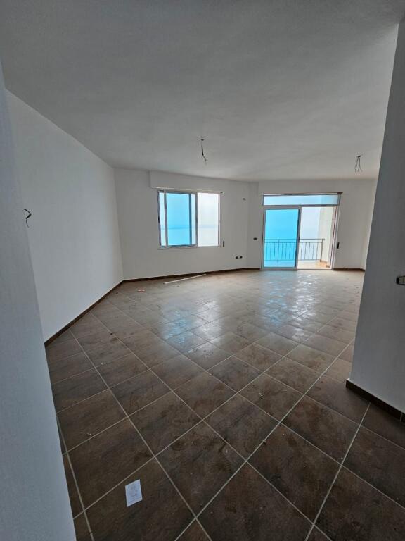 FOR SALE APARTMENT 1+1 SEA VIEW GOLEM DURRES