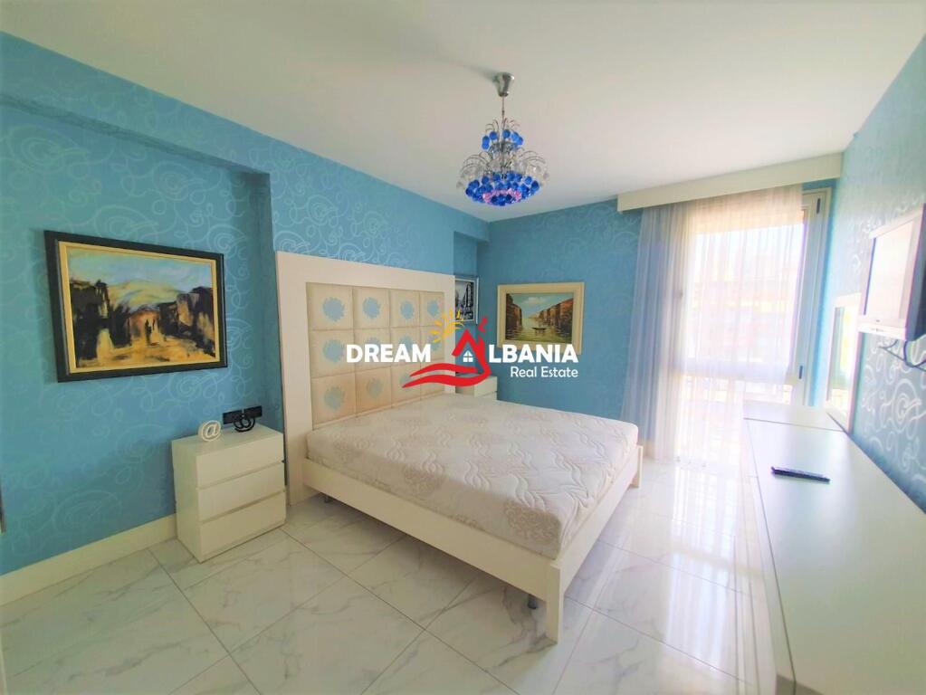 Apartment for rent 3+1+ Garage in Bllok at Nobis Complex in Tirana ( ID 4231338)