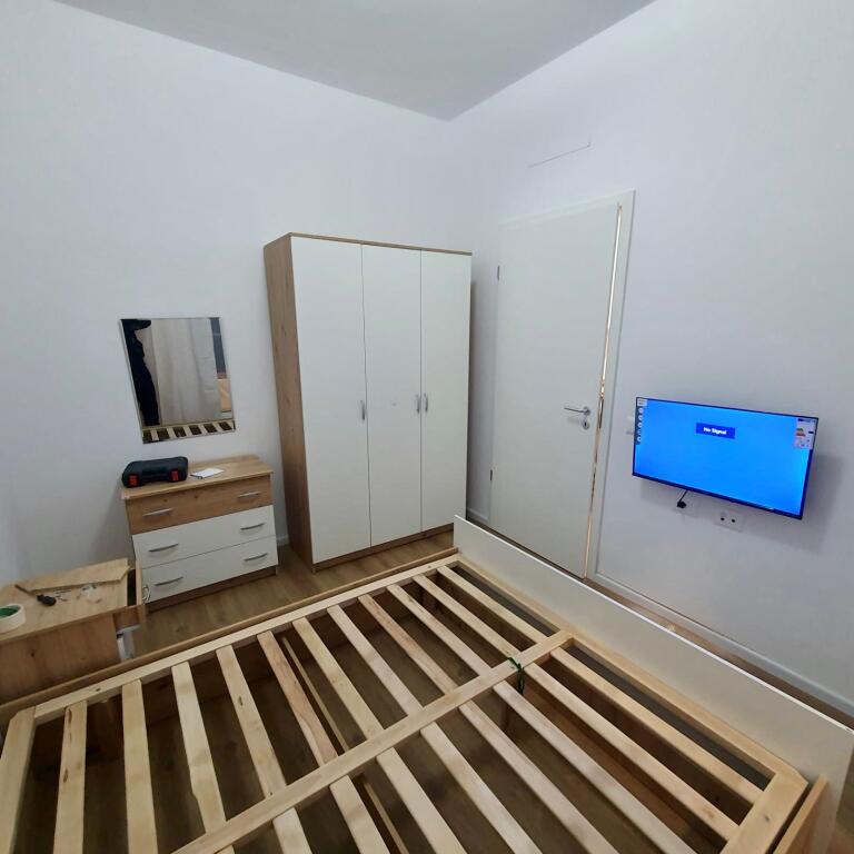 📣 QERA Apartament 1+1 📍 Kompleksi Kadiu, Ali Dem 🛣️ Rruga "Pasho Hysa" ✨