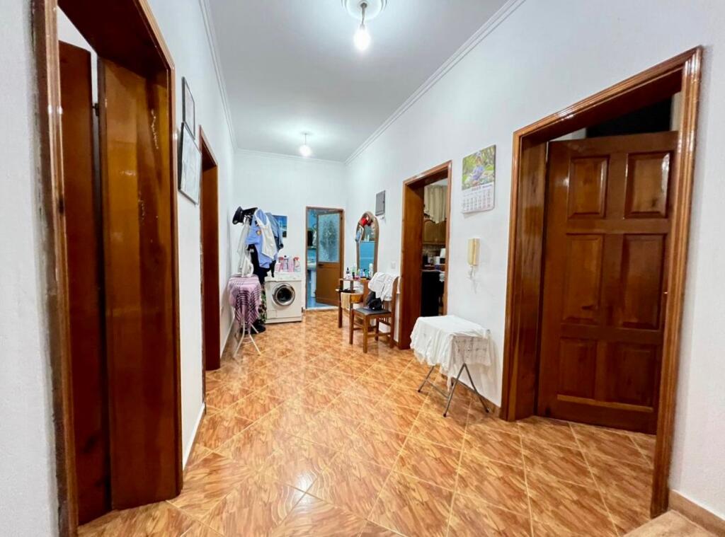 📣 SHITET VILE OKAZION 📍 Ali Dem, Prane Kompleksit Mangalem 🛣️ Rruga e "Mumajezeve" ✨