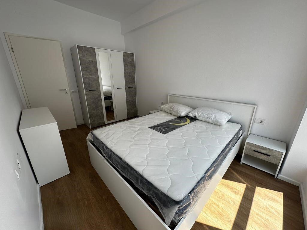 Shes apartament 1+1 te arreduar totalisht ne Rezidencen Kaimi!