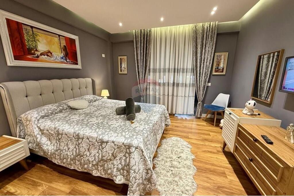 APPARTAMENTO 1+1 IN AFFITTO, BLLOKU, TIRANA !