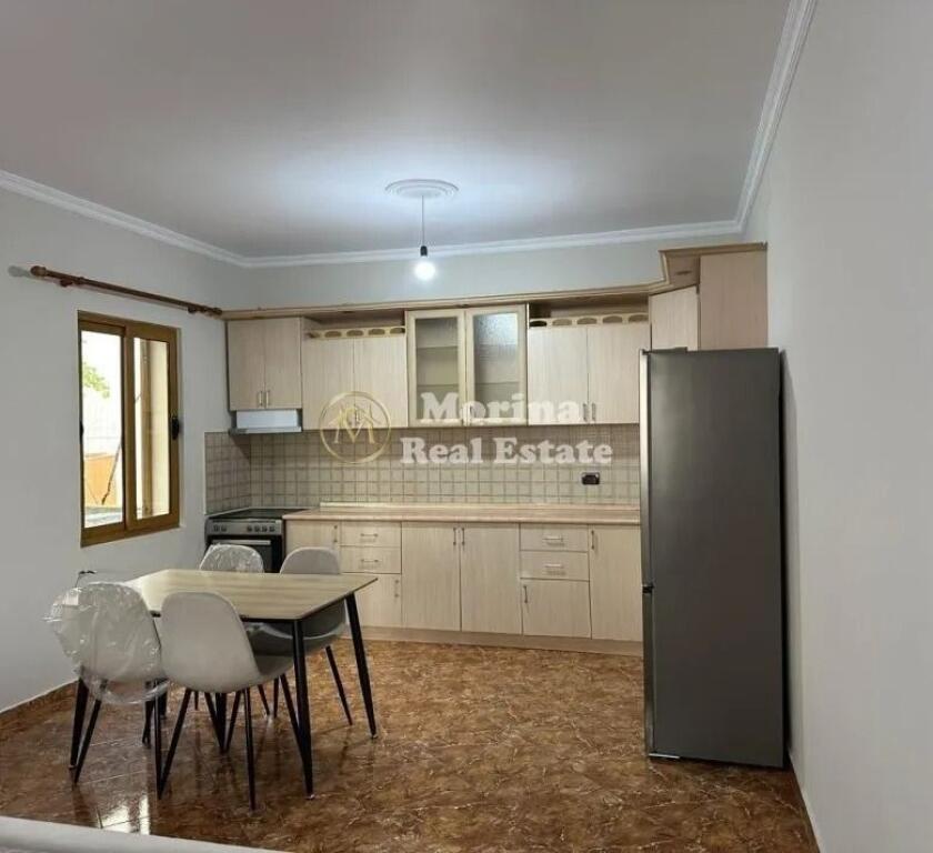 Affitto, Ingresso Privato 2+1+2+Parcheggio, Astir, 550 euro/mese